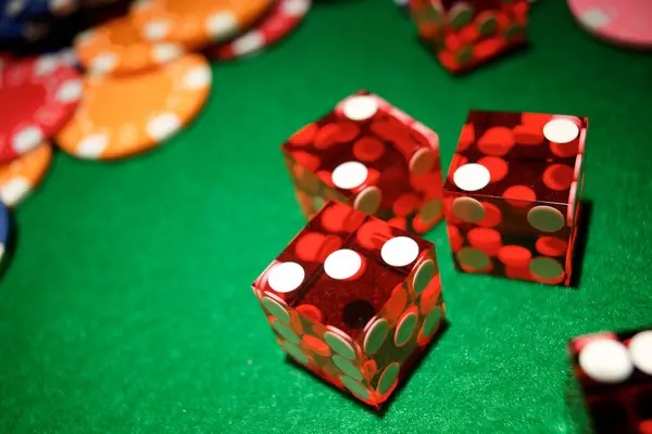Live card draw and settlement Card draw and result settlement